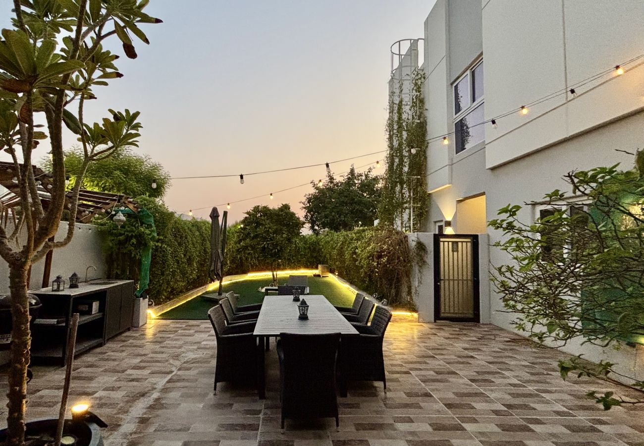 Villa in Dubai - Spacious 3BR Villa | Villanova | Gated Community