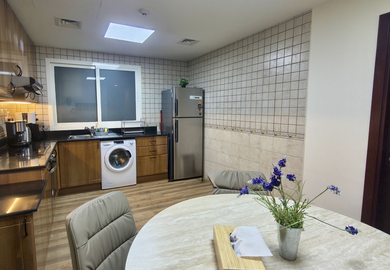 Apartment in Dubai - Bright & Spacious 1BD in Dubai Marina