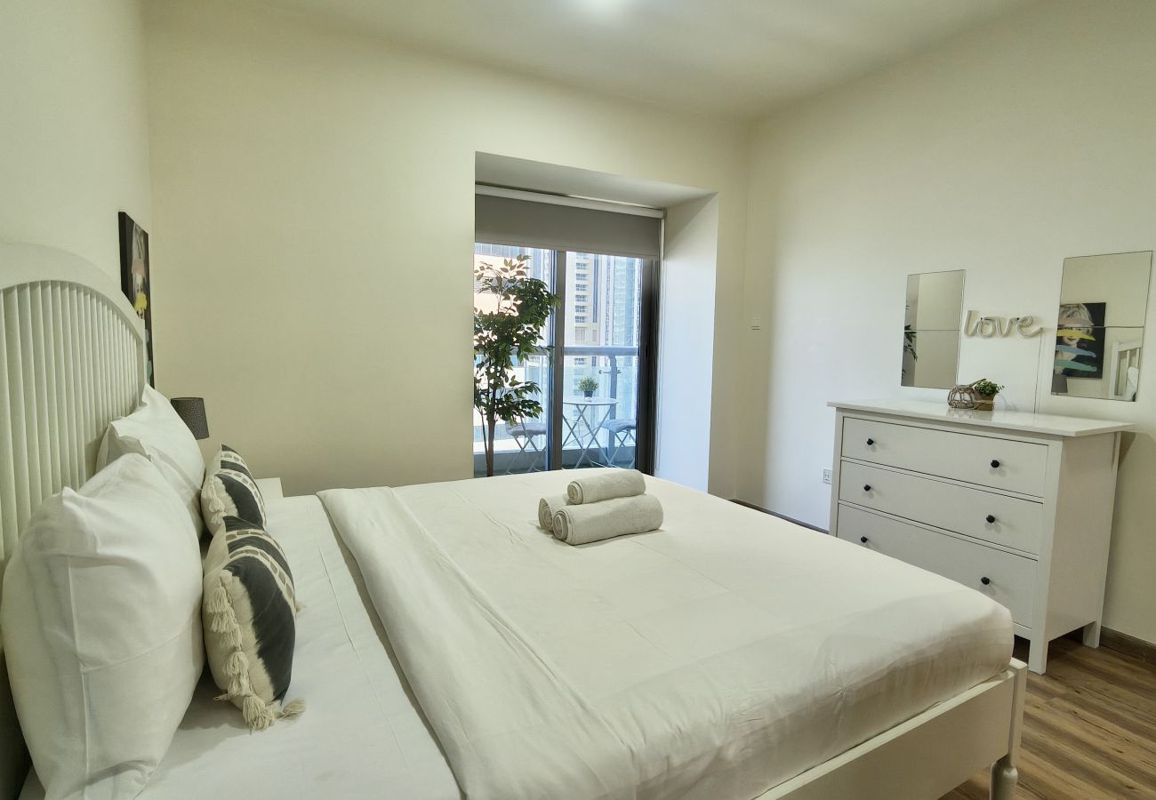 Apartment in Dubai - Bright & Spacious 1BD in Dubai Marina