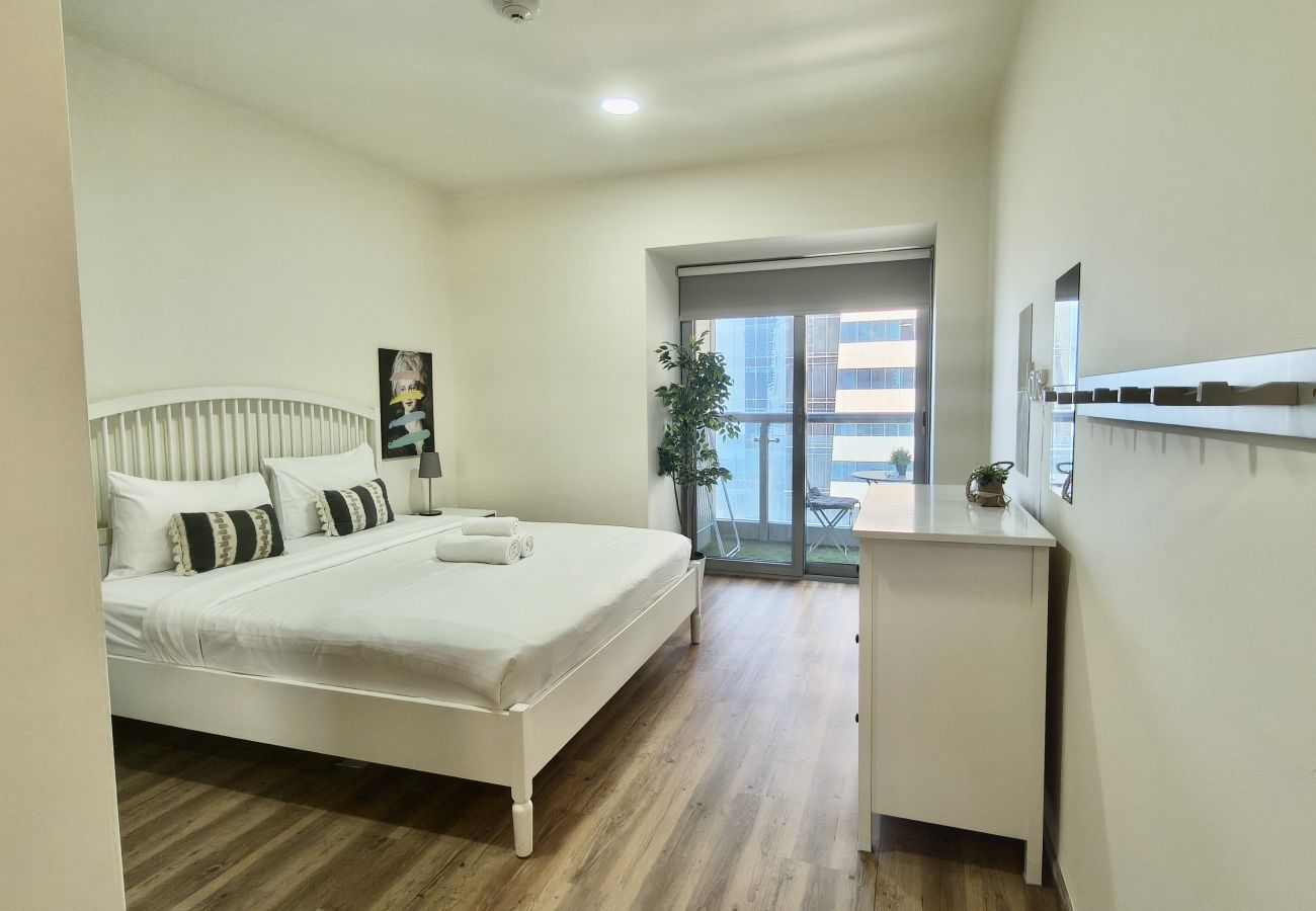 Apartment in Dubai - Bright & Spacious 1BD in Dubai Marina