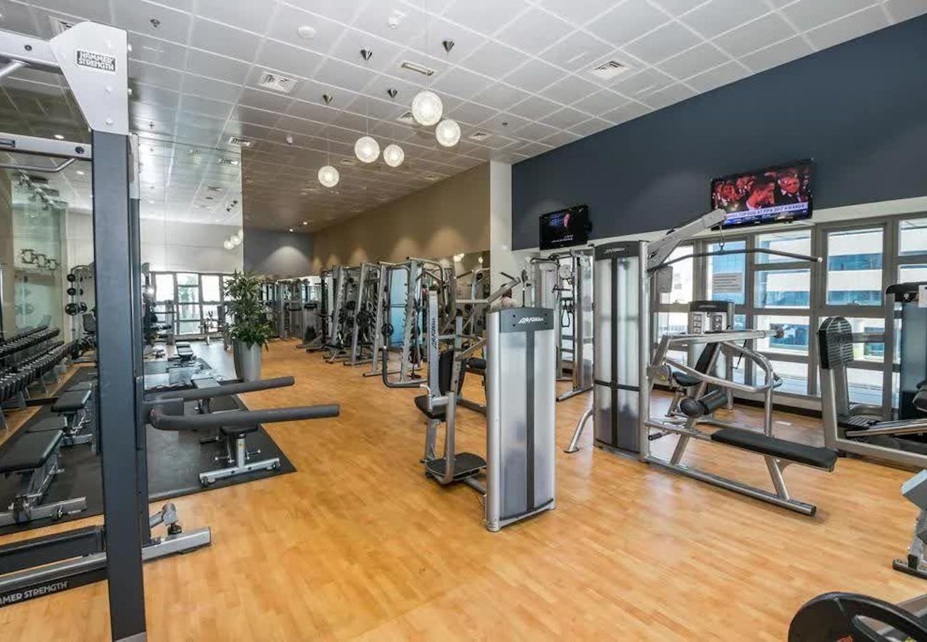 Apartment in Dubai - Bright & Spacious 1BD in Dubai Marina