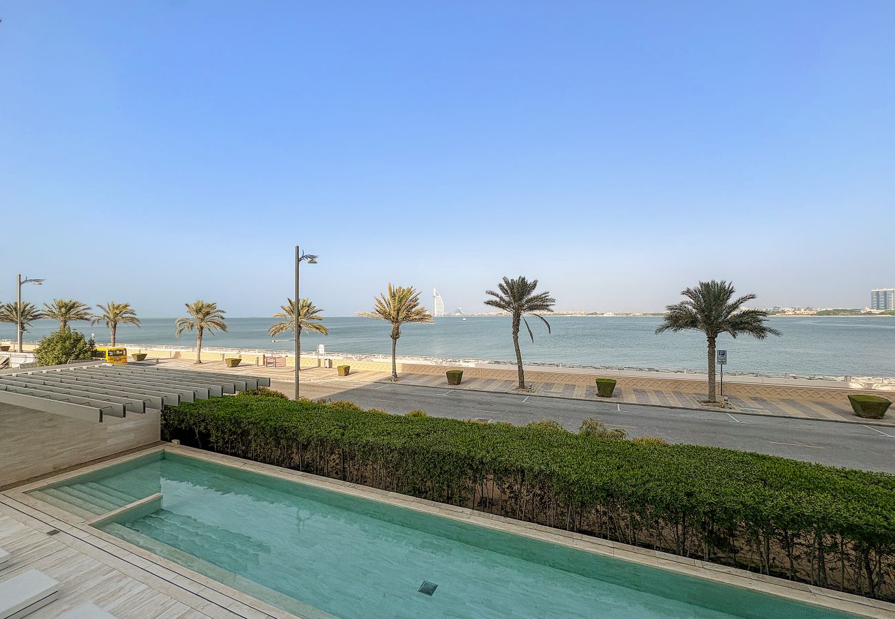 Apartment in Dubai - Muraba Dia | Ultra-Luxe Sea View Residence