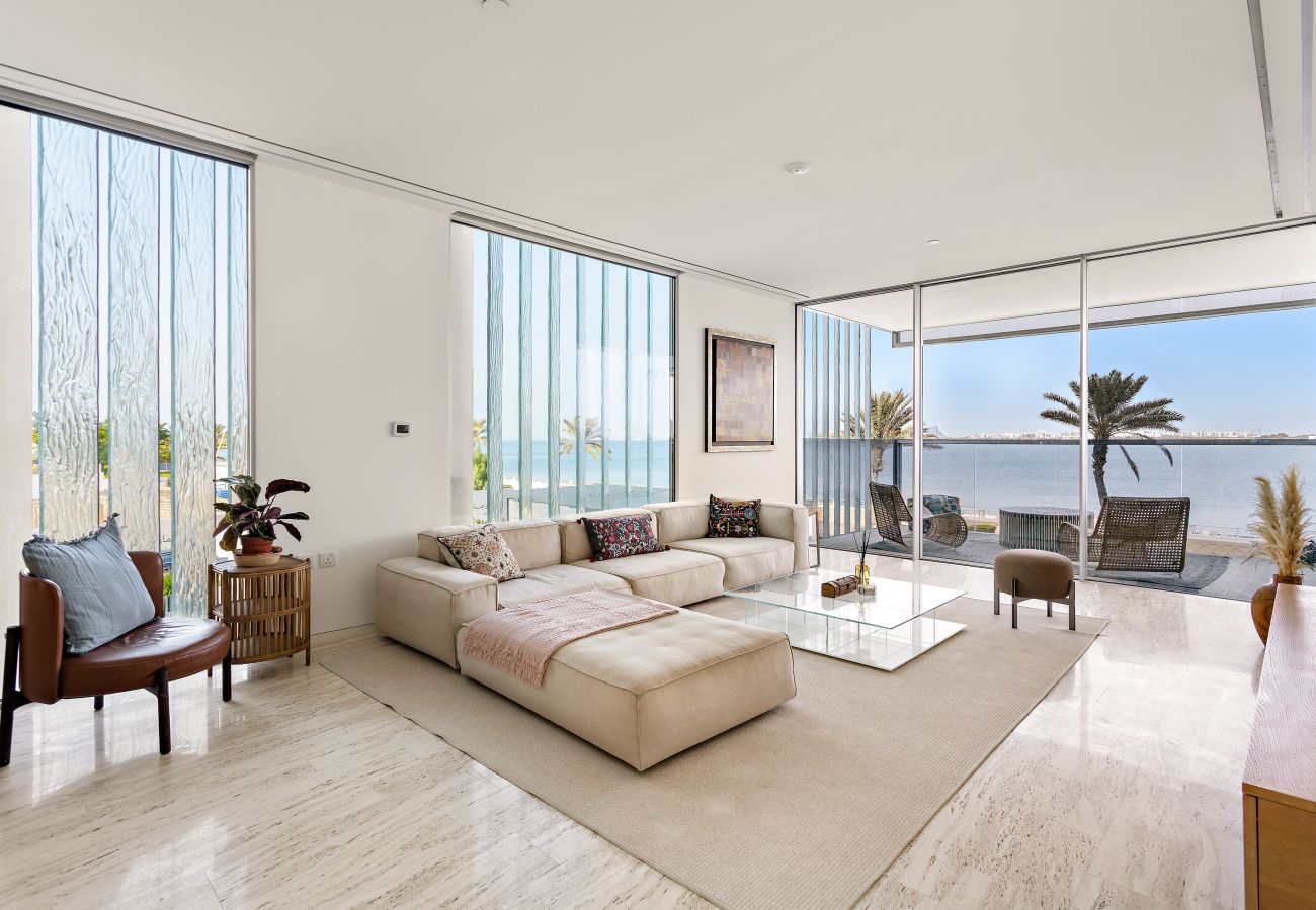 Apartment in Dubai - Muraba Dia | Ultra-Luxe Sea View Residence