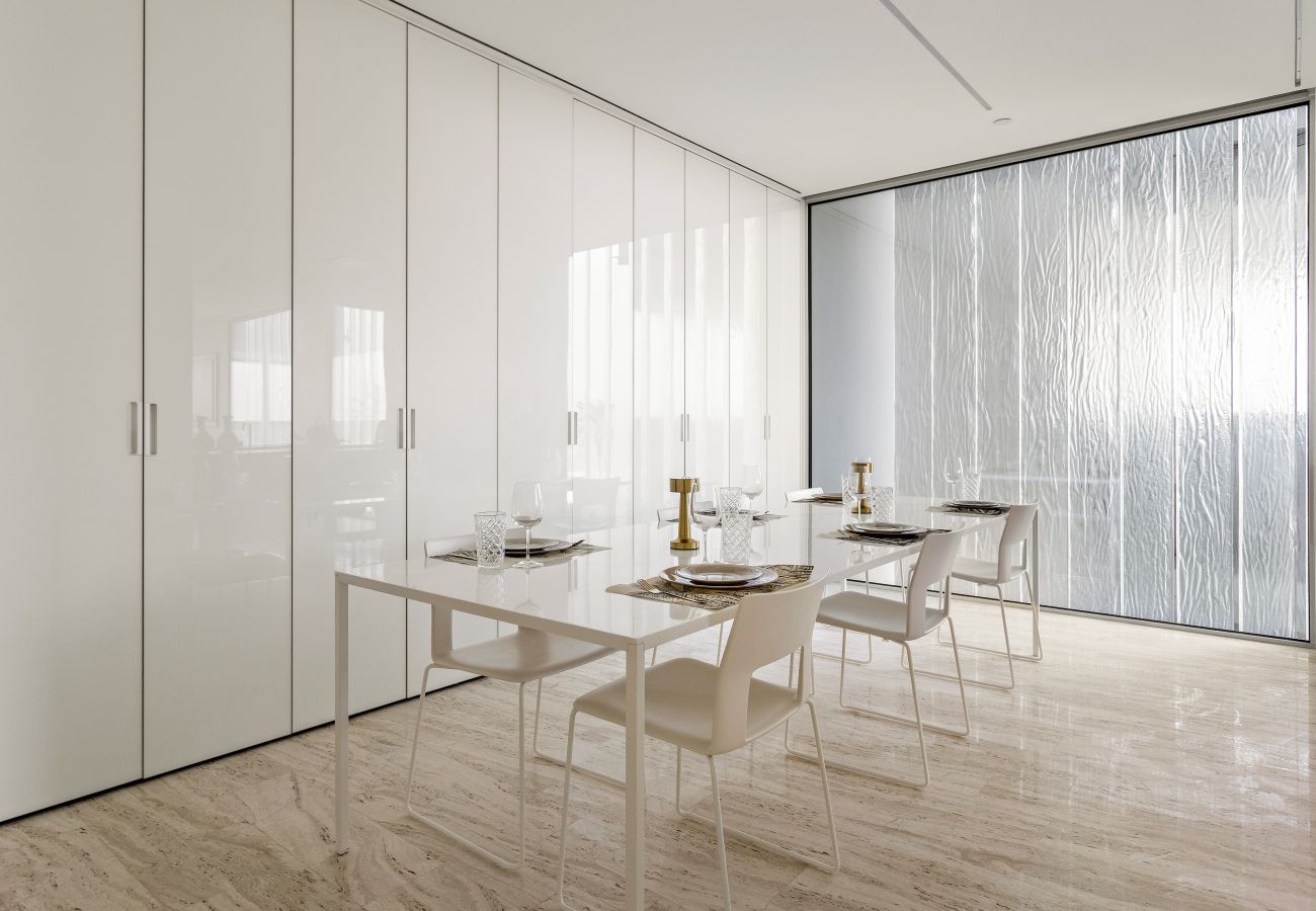 Apartment in Dubai - Muraba Dia | Ultra-Luxe Sea View Residence
