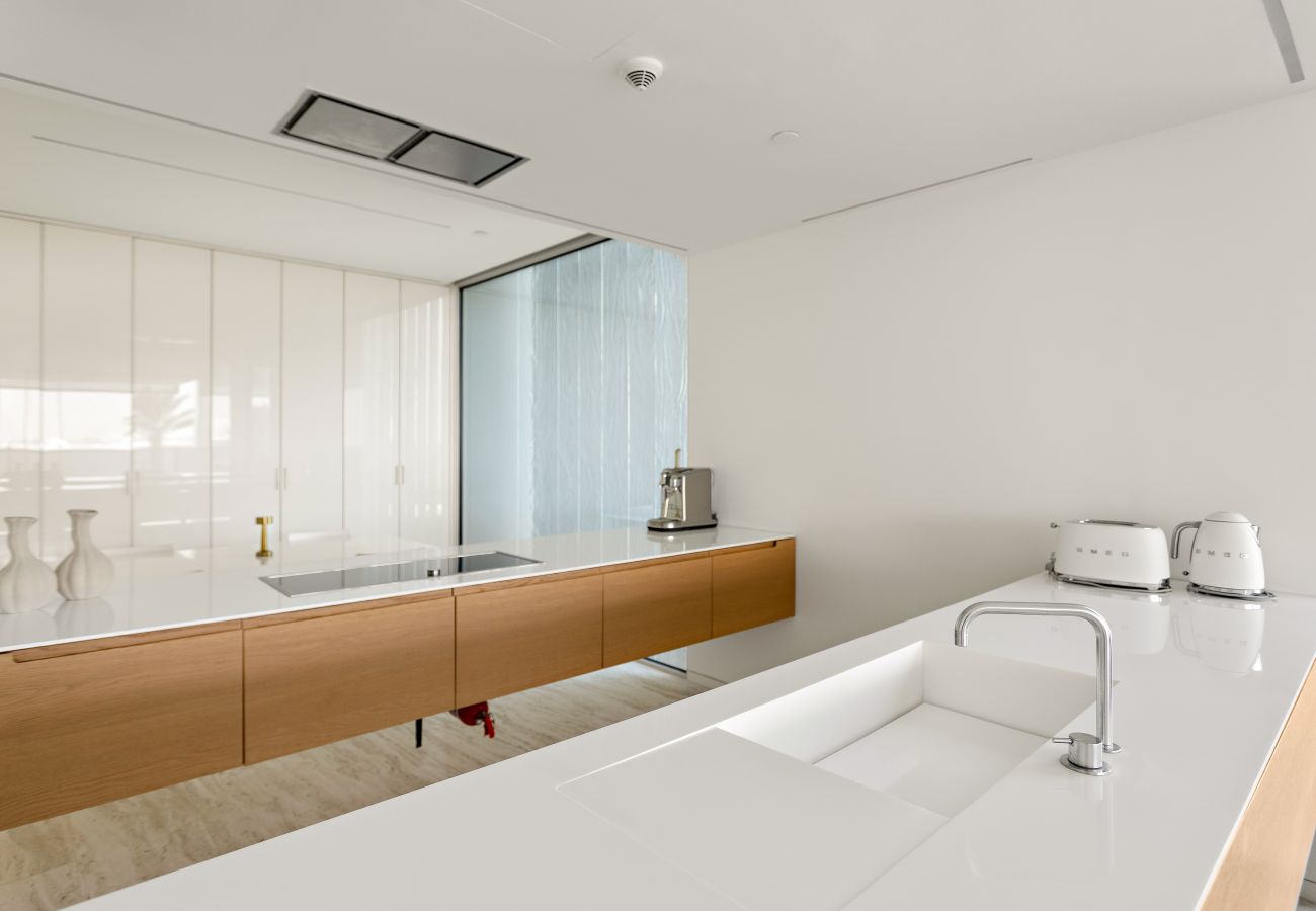 Apartment in Dubai - Muraba Dia | Ultra-Luxe Sea View Residence