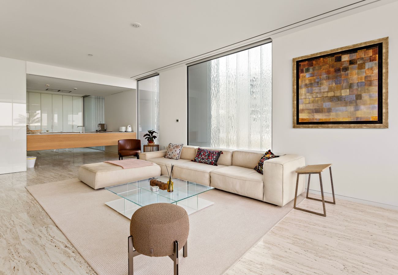 Apartment in Dubai - Muraba Dia | Ultra-Luxe Sea View Residence