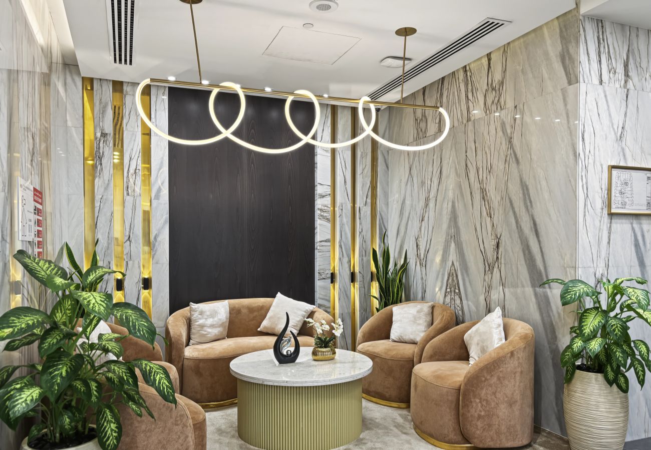Apartment in Dubai - New Stylish Studio | Canal & Burj Khalifa Views