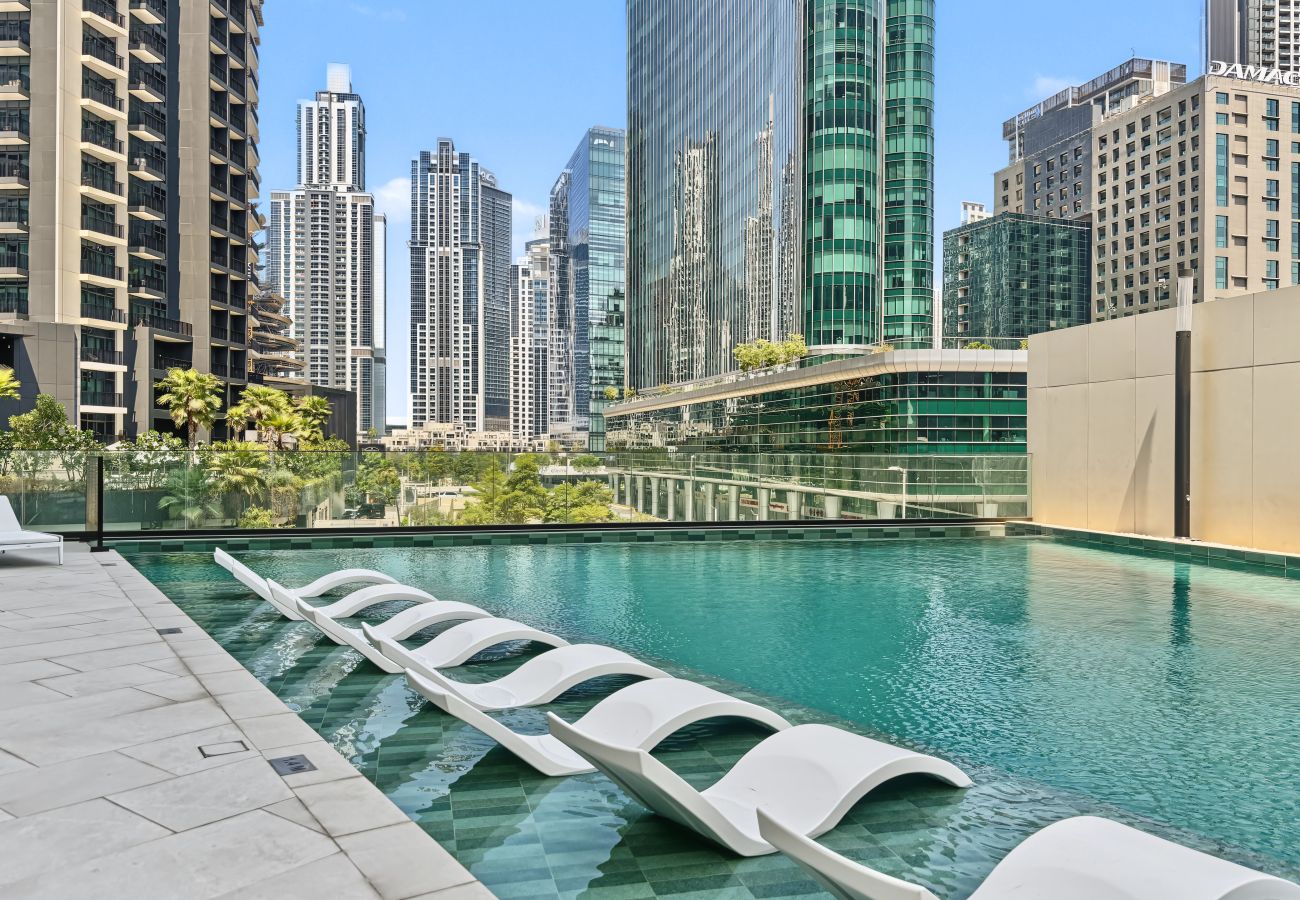 Apartment in Dubai - Brand-New Stylish Studio | Stunning Canal Views