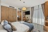 Apartment in Dubai - Brand-New Stylish Studio | High Floor | Stunning Canal Views