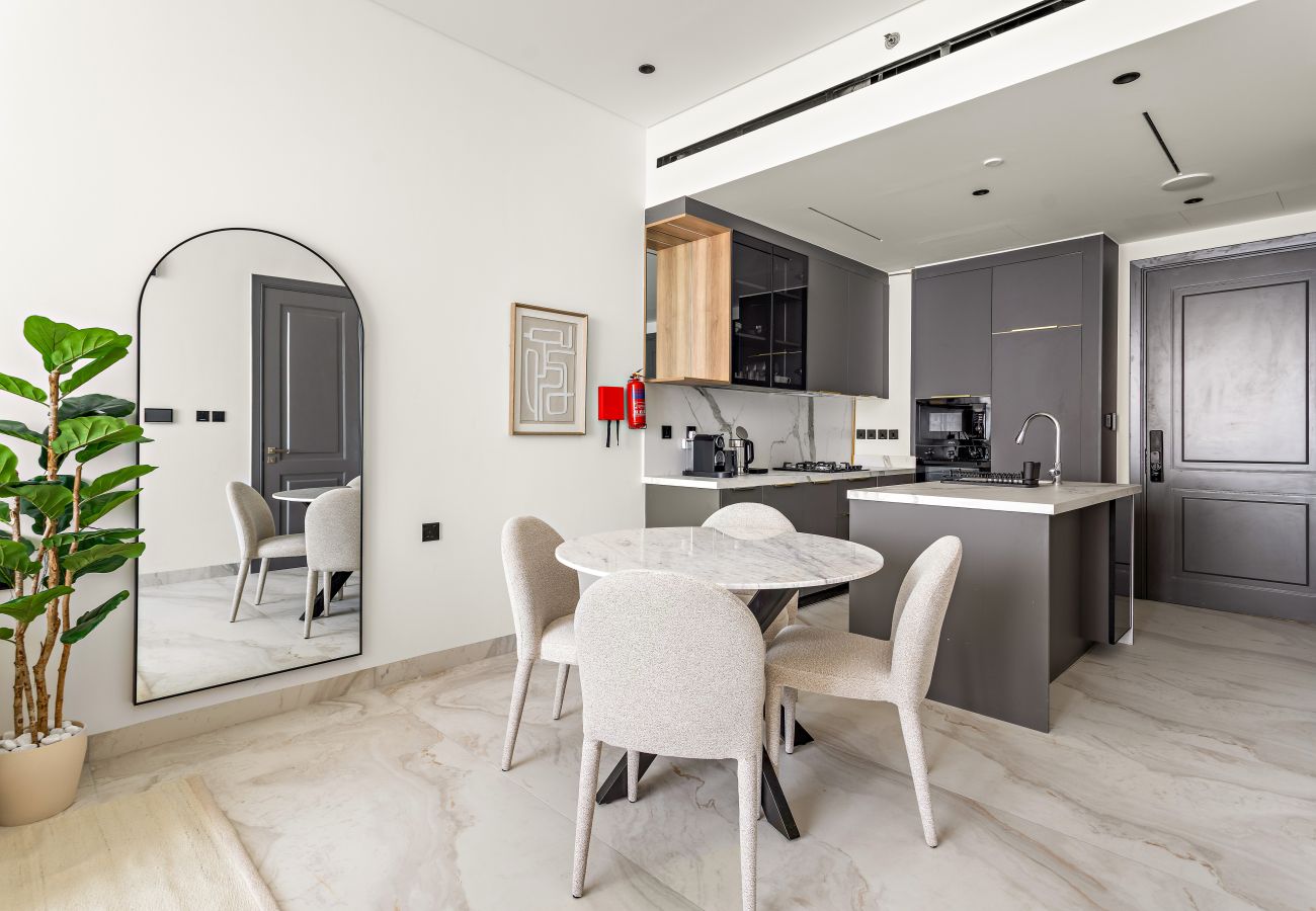 Apartment in Dubai - Elegant 1 BD  with Dubai Skyline Views in Arjan