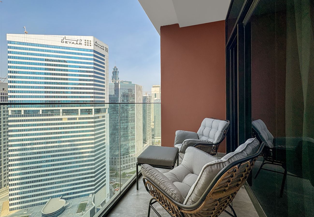 Apartment in Dubai -  Modern Studio with Canal Views in Peninsula Two