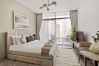 Apartment in Dubai -  Modern Studio with Canal Views in Peninsula Two